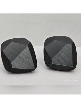 ✨2/$10✨ Handmade Minimalist Black Triangle Stud Earrings Faceted Resin Jewelry